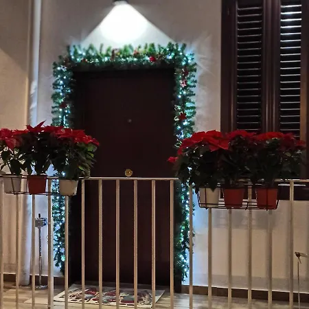 Be Happy Bed & Breakfast 4*